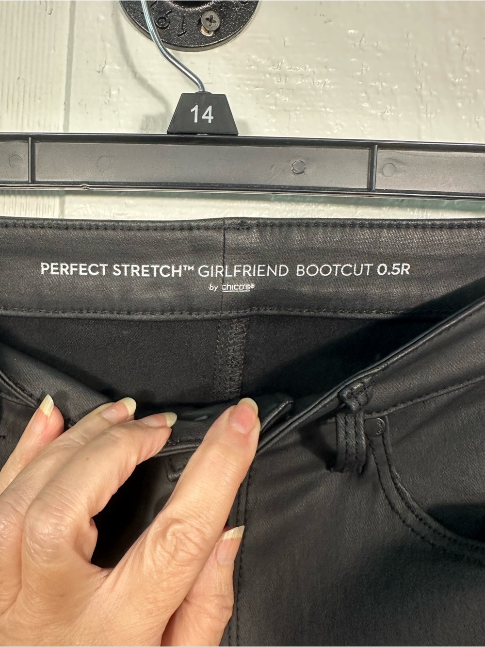 Chicos Black Perfect Stretch Girlfriend Bootcut Pants Size .05/XS EUC - Picture 5 of 8
